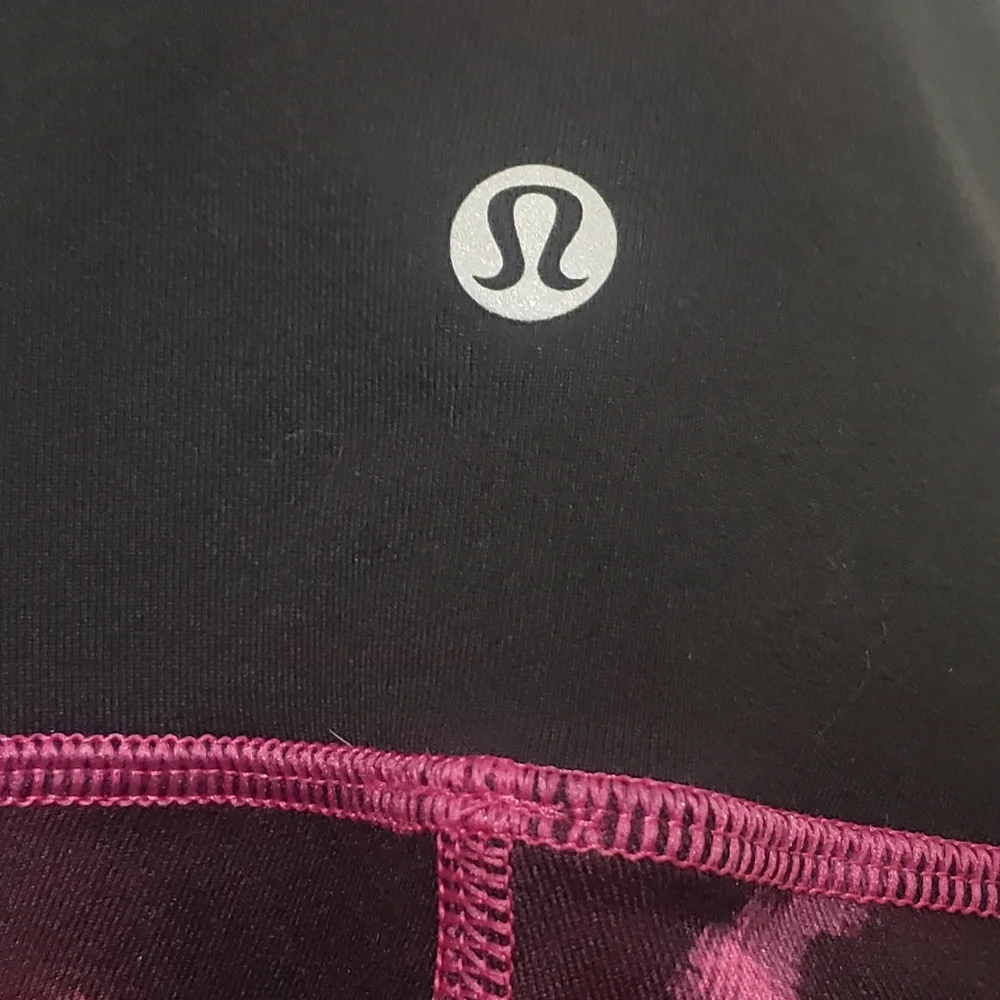 Lululemon Sz 4 Wunder Under Pant In Fuschia & Black Tie-Dye